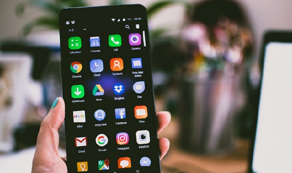 4 Easy Steps To Get Rid Of Phone Addiction_Distracting Apps