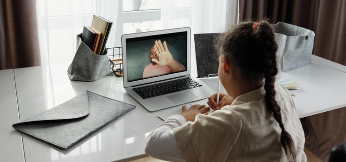 How To Your Kid With Online Learning During COVID-19 Pandemic_2