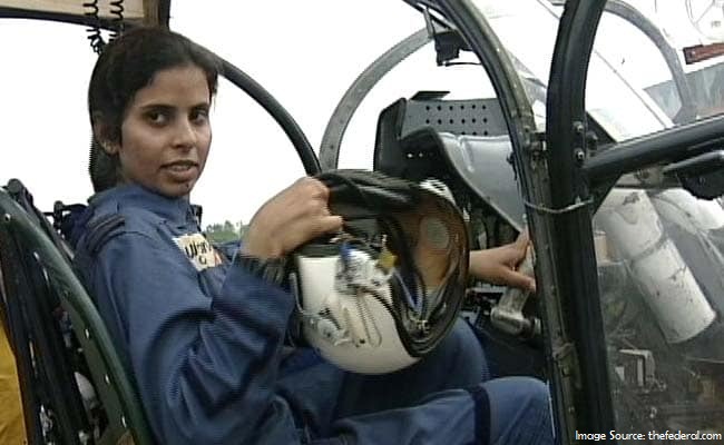 Gunjan Saxena – The First Female Fighter Pilot of Kargil War Success Story_1