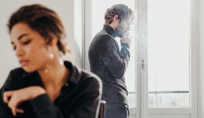 Toxic Relationship 7 Warning Signs You Should Not Ignore_5